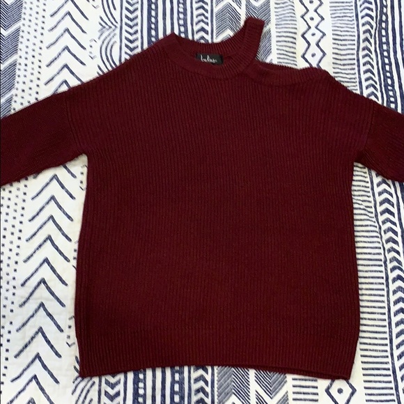 Burgundy Cutout Sweater - Picture 4 of 6